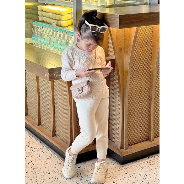 Set len trơn cho bé