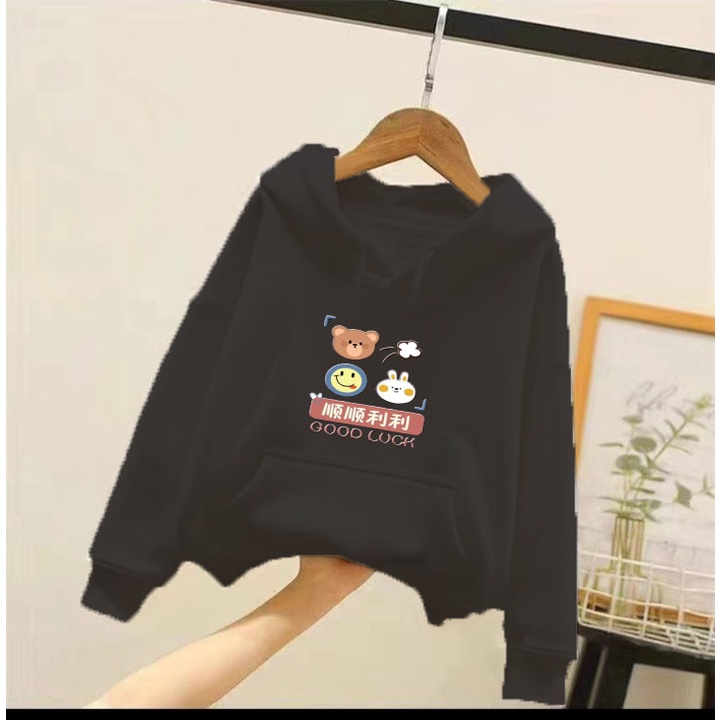 Áo hoodie gấu good luk cho bé gái phom rộng chất nỉ size từ 9 đến 65kg