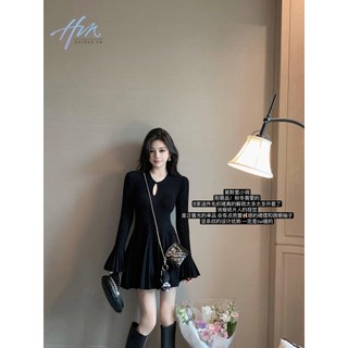 Đầm Đen Dáng Ôm Gợi Cảm Thời Trang Xuân Thu Cho Bạn Gái