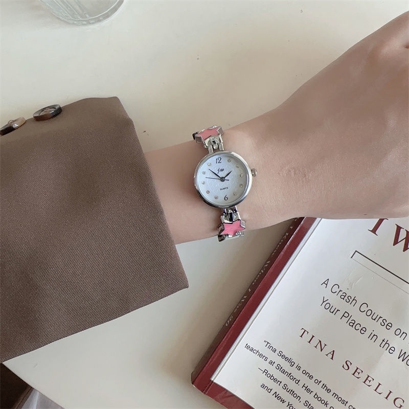 Đồng Hồ Đeo Tay Họa Tiết Ngôi Sao Dễ Thương Xinh Xắn Dành Cho Nữ