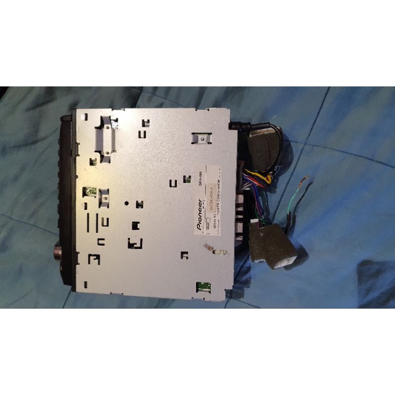 Máy phát nhạc liền Amply CAROZELLA pioneer DEH 490. tính năng USB/AUX/CD MP3/OUT PUT RCA.