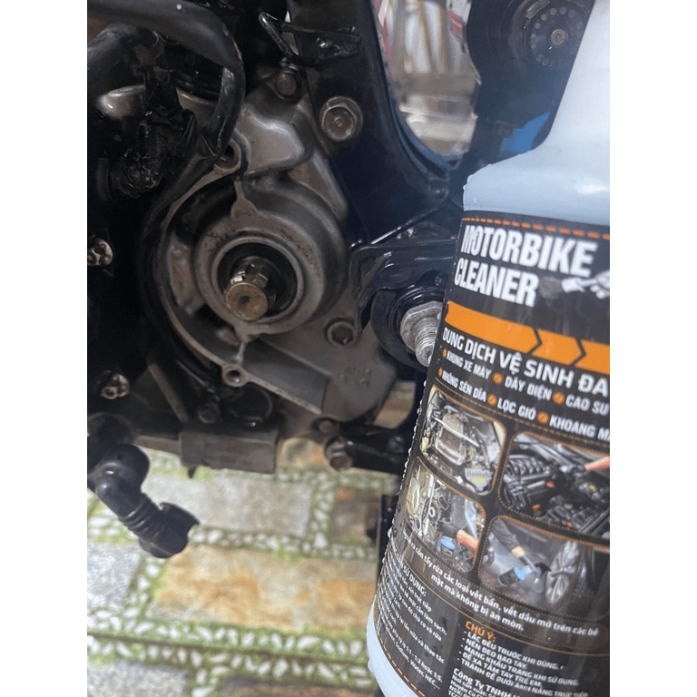 Dung Dịch Tẩy Rửa Đa Năng, Vệ Sinh Lốc Máy, Dàn Áo, Nhông Sên Dĩa MOTORBIKE CLEANER 850ML
