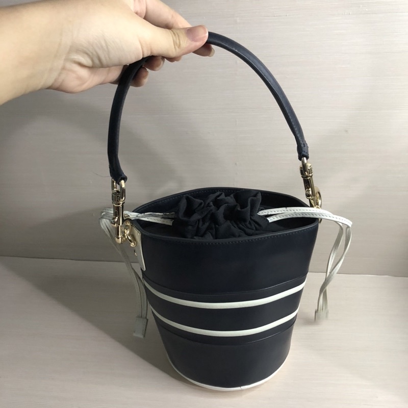 Túi si hiệu dáng xô
