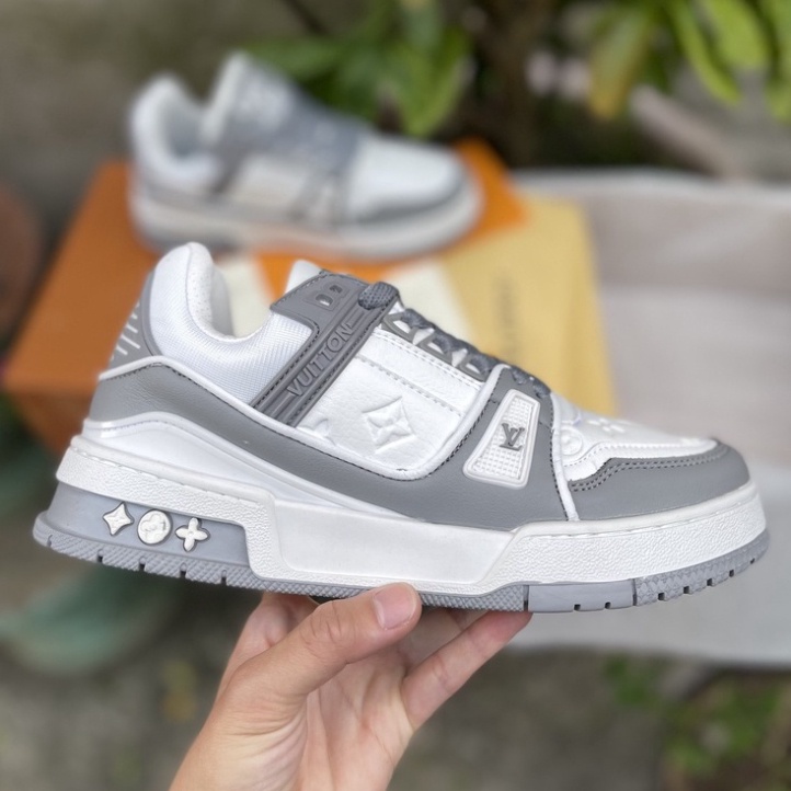 Giày sneaker nam nữ lv trainer xám fullbox, Giày thể thao nam nữ lv xám trắng bản trung đi cưc êm