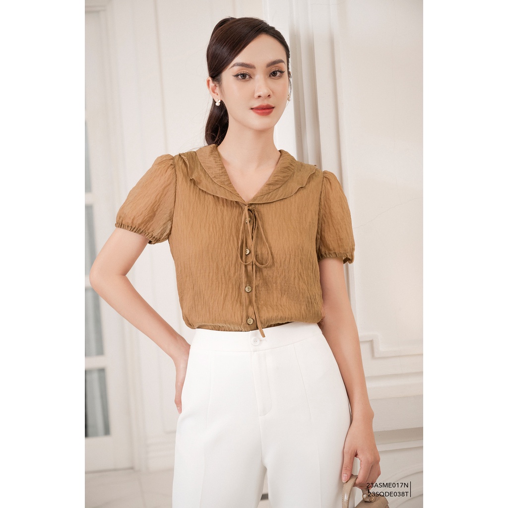 Áo sơ mi nữ tay bồng ngắn, cổ nơ Eva de Eva 23ASME017N
