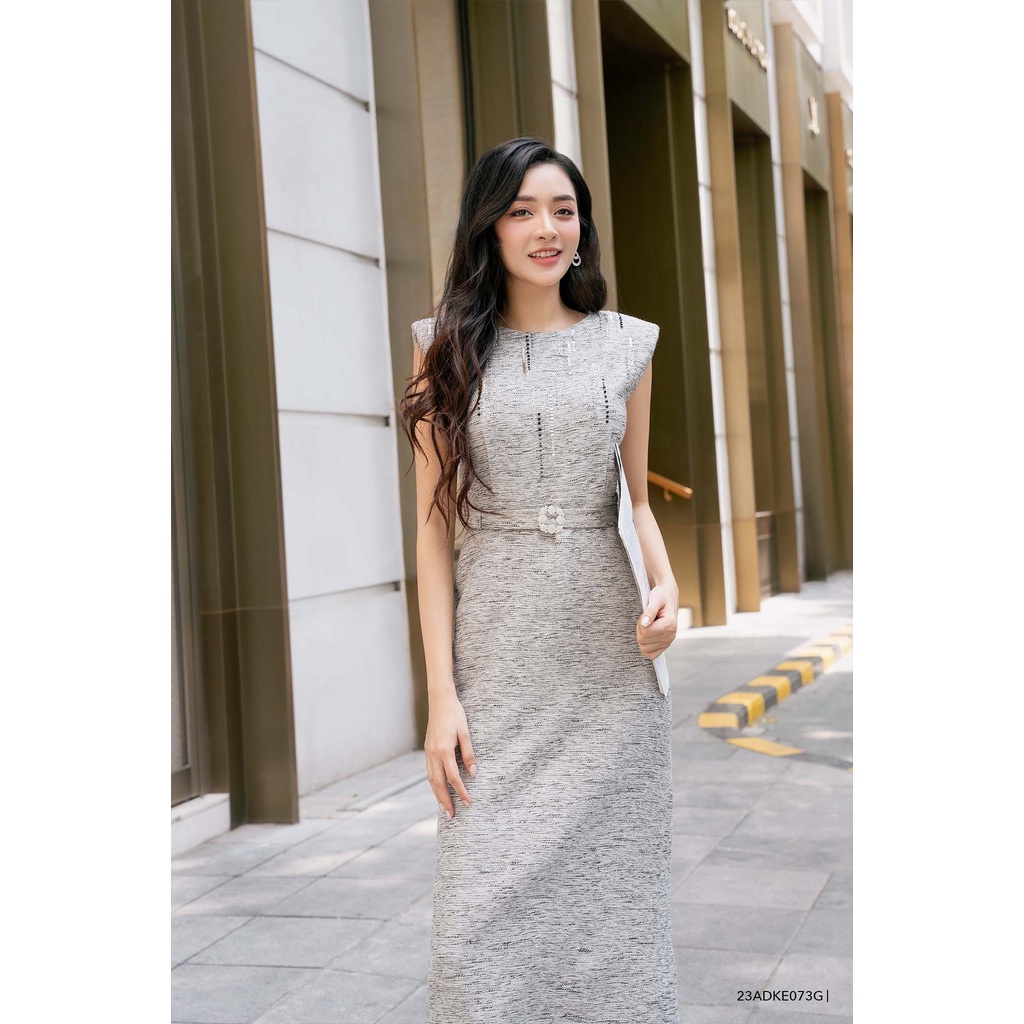 Đầm sát nách dáng ôm Eva de Eva 23ADKE073G