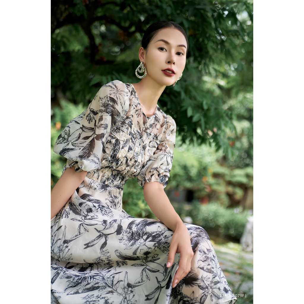 Đầm tay bồng ngắn cổ tròn, dáng xòe Eva de Eva 23ADKE079F