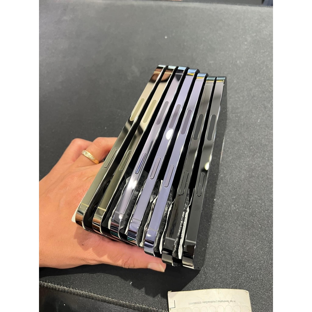 14 pr0 - max - 256gb - ram 6gb- bảo hành 12 tháng - 99% F37