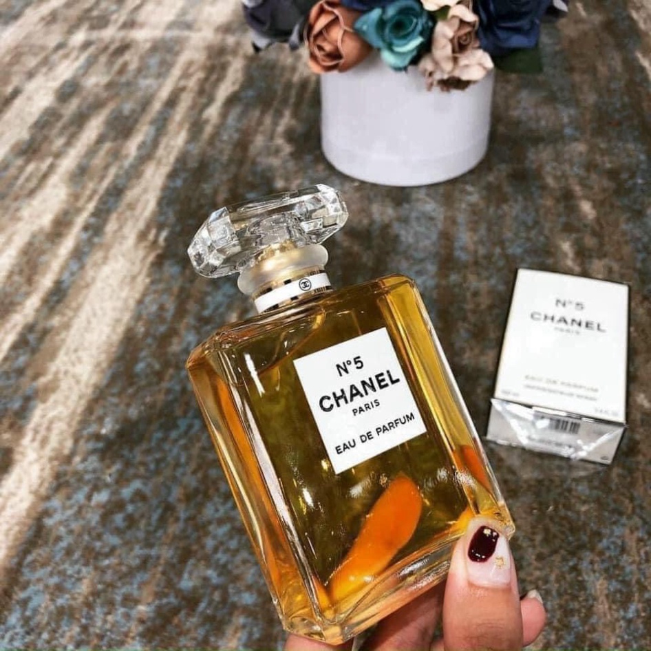 Nước hoa nữ N5 vàng 100ml - Cô nàng tinh tế TE