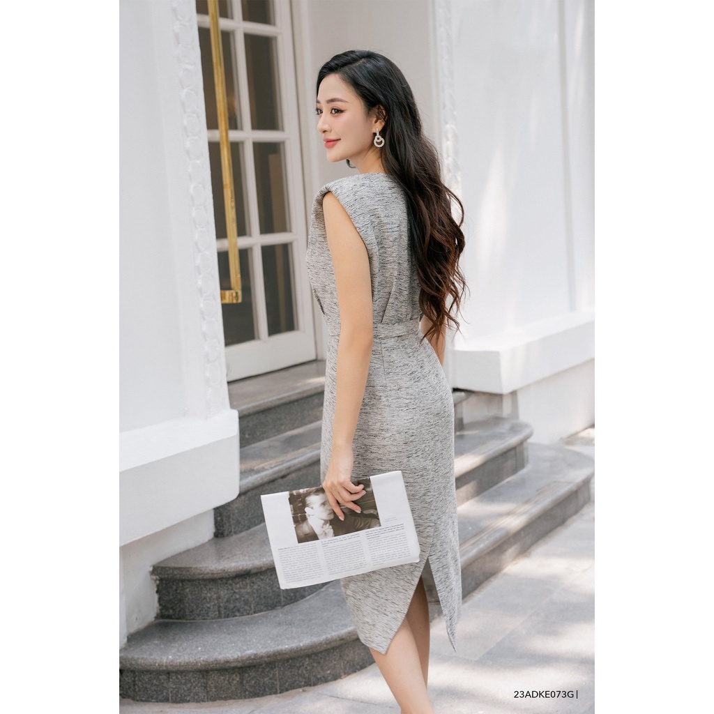 Đầm sát nách dáng ôm Eva de Eva 23ADKE073G