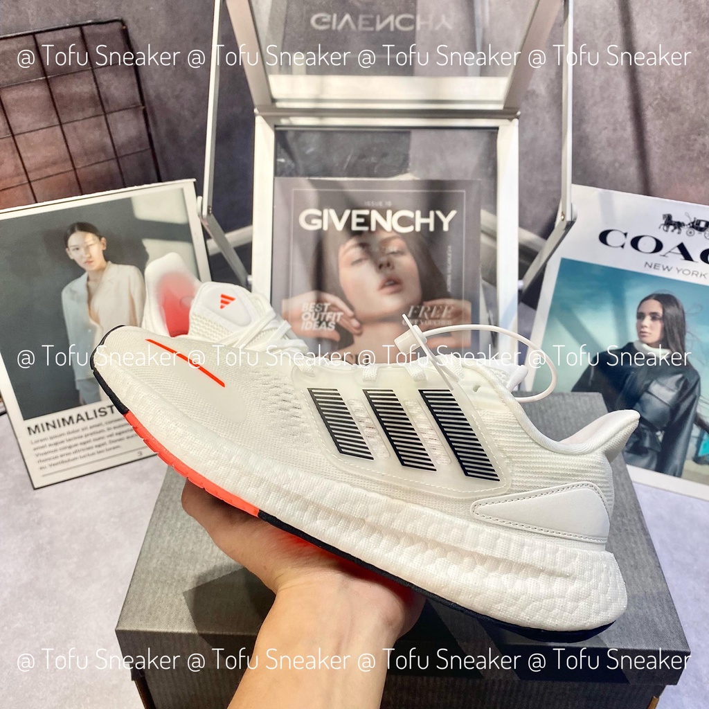 Giày chạy unisex Adi.das  Pureboost 22 HQ8582 màu trắng đen