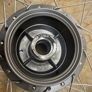 Bộ niềng trước jupiter ,sirius , turus chính hãng / Vành yamaha