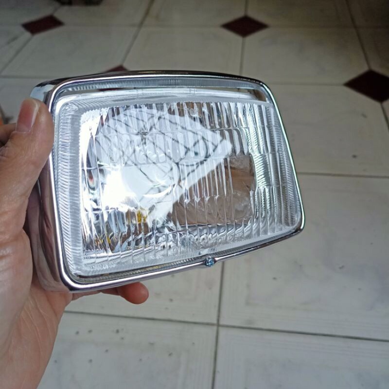Cụm pha đèn cup 82 ,dd / choá đèn cup