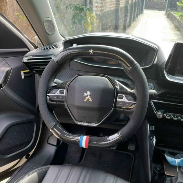 Bọc Vô Lăng , Bọc Tay Lái Cho Xe Peugeot 2008, 3008, 5008 mẫu Cờ Pháp có logo cao cấp