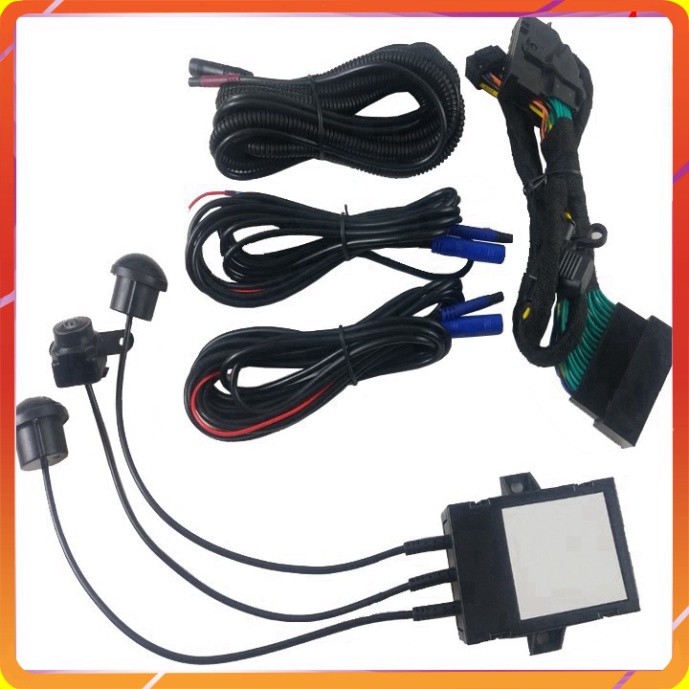 Bộ 3 camera tiến và cạp lề tích hợp vào màn hình SYNC cho Ford