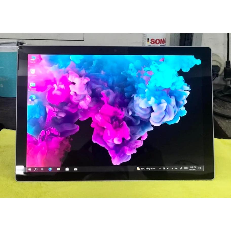 Microsoft Surface Pro 5 | Core i5/ RAM 8GB/256GB/12.3" độ phân giải 2.2k siêu nét