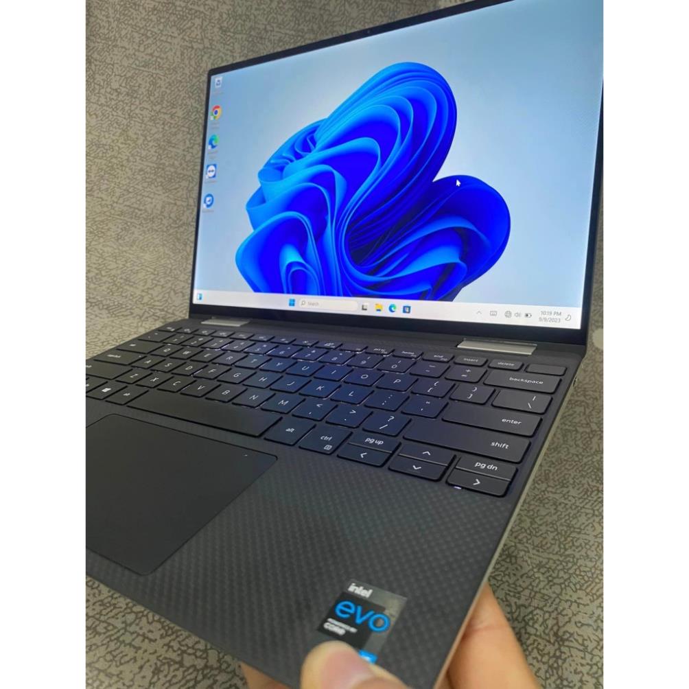 Siêu Phẩm DELL 9310 2in1 xoay gập 360 độ | Bản 32GB RAM - LAPTOP DOANH NHÂN Mở máy bằng Face ID