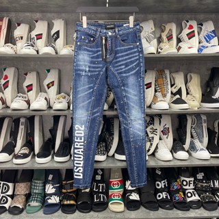 Quần jean bò nam Dsq2 biker slimfit xanh kẻ bạc vảy sơn rách in chữ Dsquared2 dọc ống khoá lệch