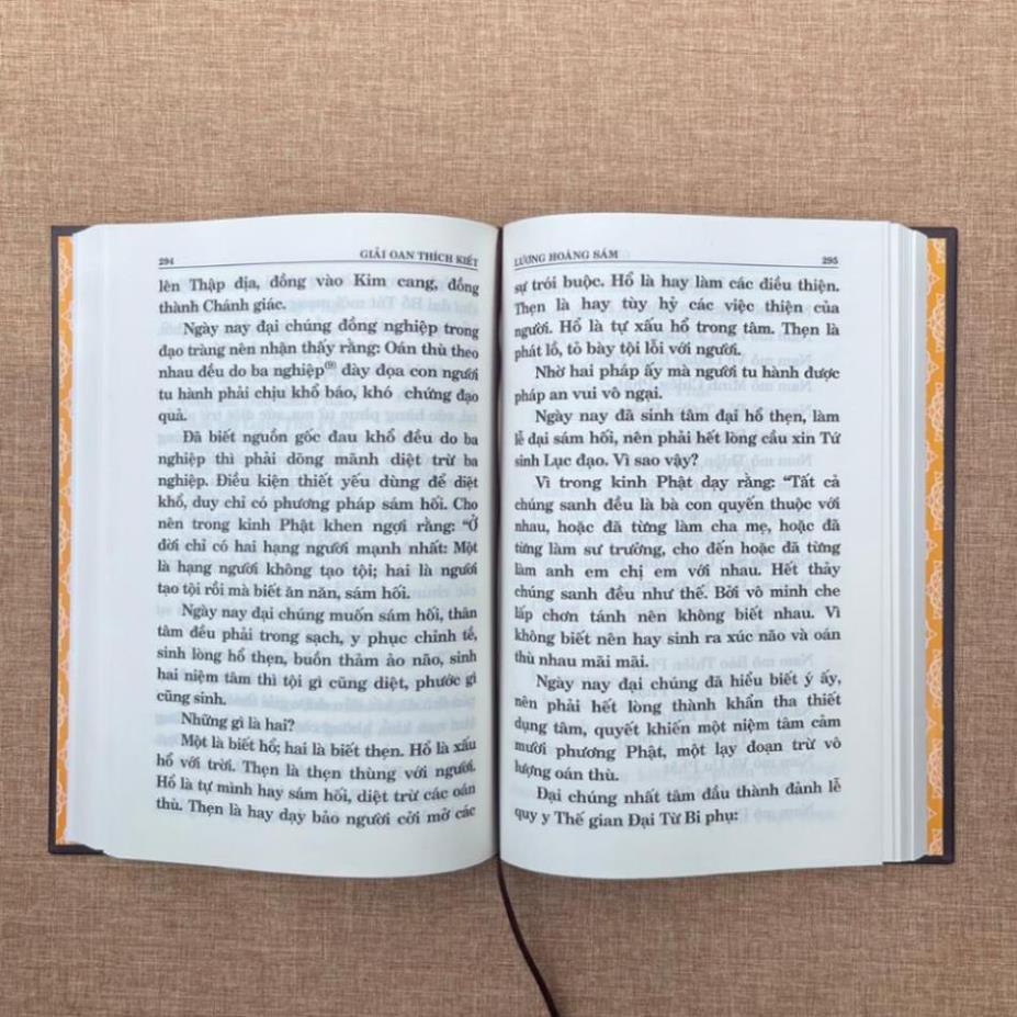 Từ Bi Đạo Tràng Lương Hoàng Sám Pháp da cao cấp