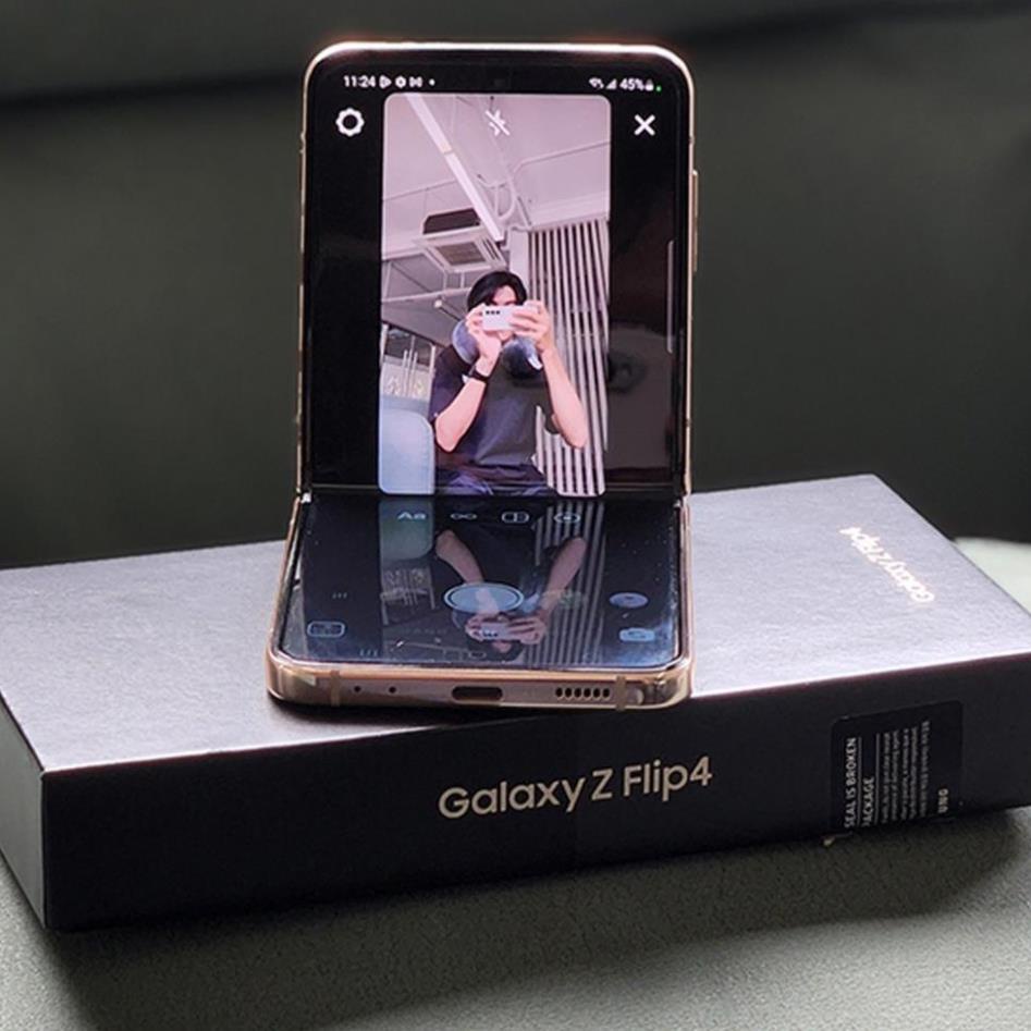 Điện Thoại Samsung Galaxy Z Flip4 - Hàng Chính Hãng, Mới 100%, Nguyên seal , Bảo hành 12 tháng Lỗi 1 Đổi 1