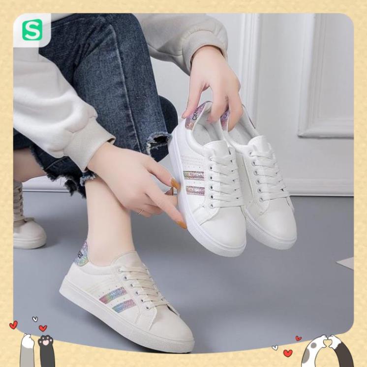 Giày thể thao nữ đế bằng màu trắng thời trang cho nữ năm 2023 Mã 8711