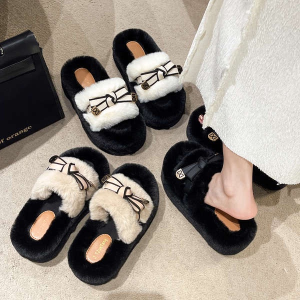 Dép cotton Phối Lông Xù Đính Hình Bướm Đáng Yêu Cho Nữ Mùa Thu Đông