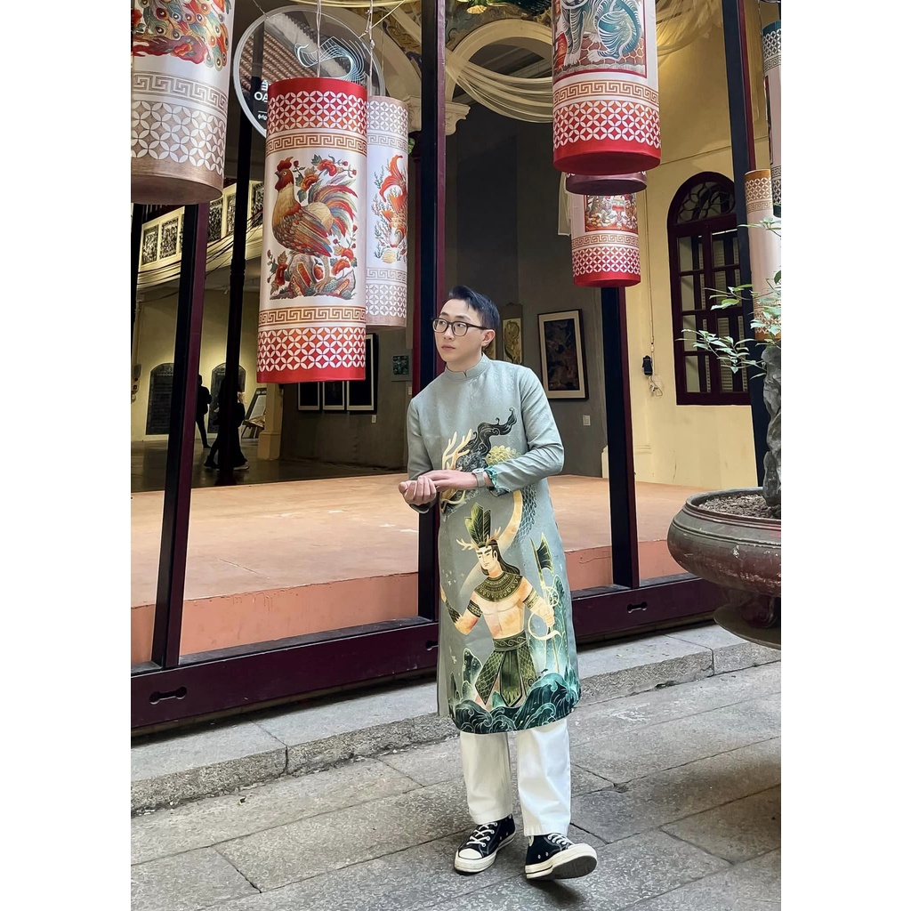 Áo dài in hình Lạc Long Quân - Sùng Lãm Xanh nhạt - Maison LONG