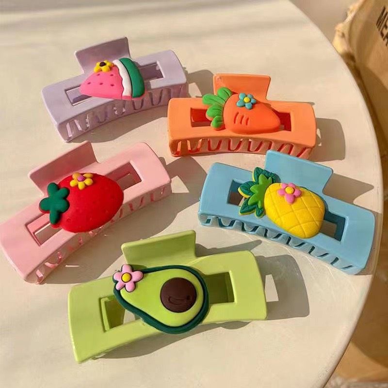 KẸP NHỰA ĐÍNH CHARM