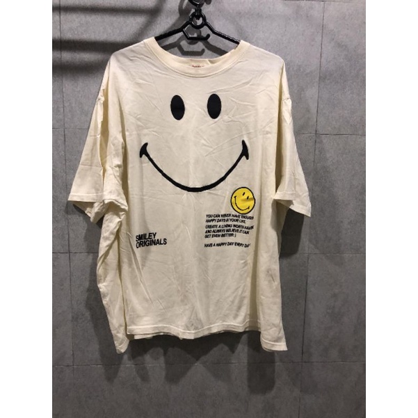 Áo phông mặt cười
