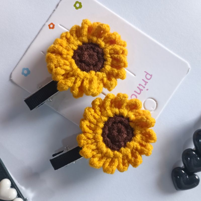 Kẹp len hoa hướng dương / jendyciii /