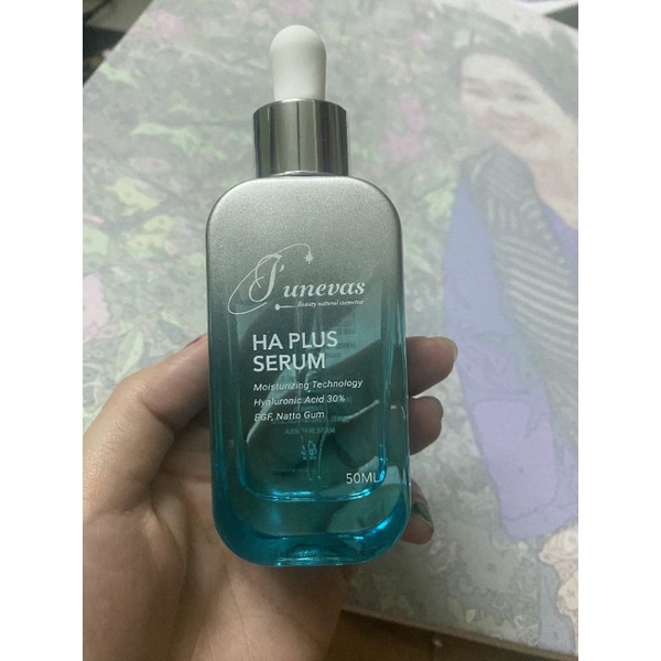 Tinh chất cấp ẩm, căng bóng da Junevas 50ml