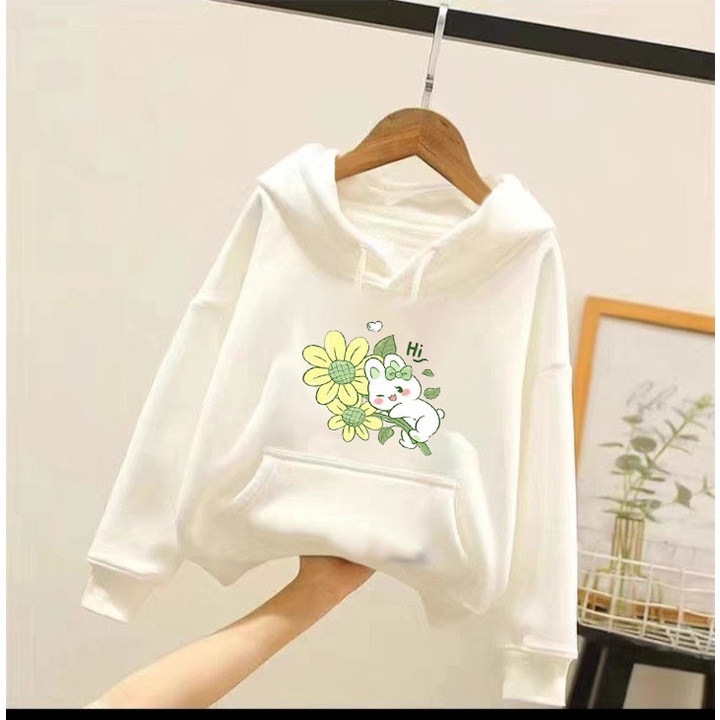 Áo hoodie thỏ trắng ôm hoa cho bé gái phom rộng chất nỉ size từ 9 đến 65kg