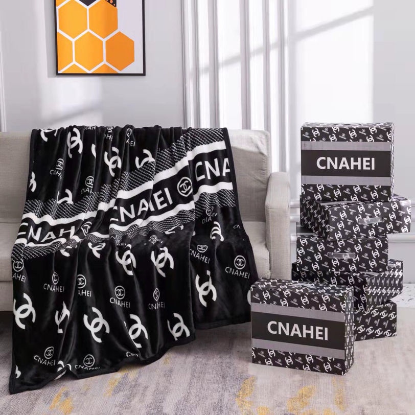 Chăn Nhung San Hô Nhỏ Siêu Mềm Thoáng Khí Phong Cách Hợp Thời Trang