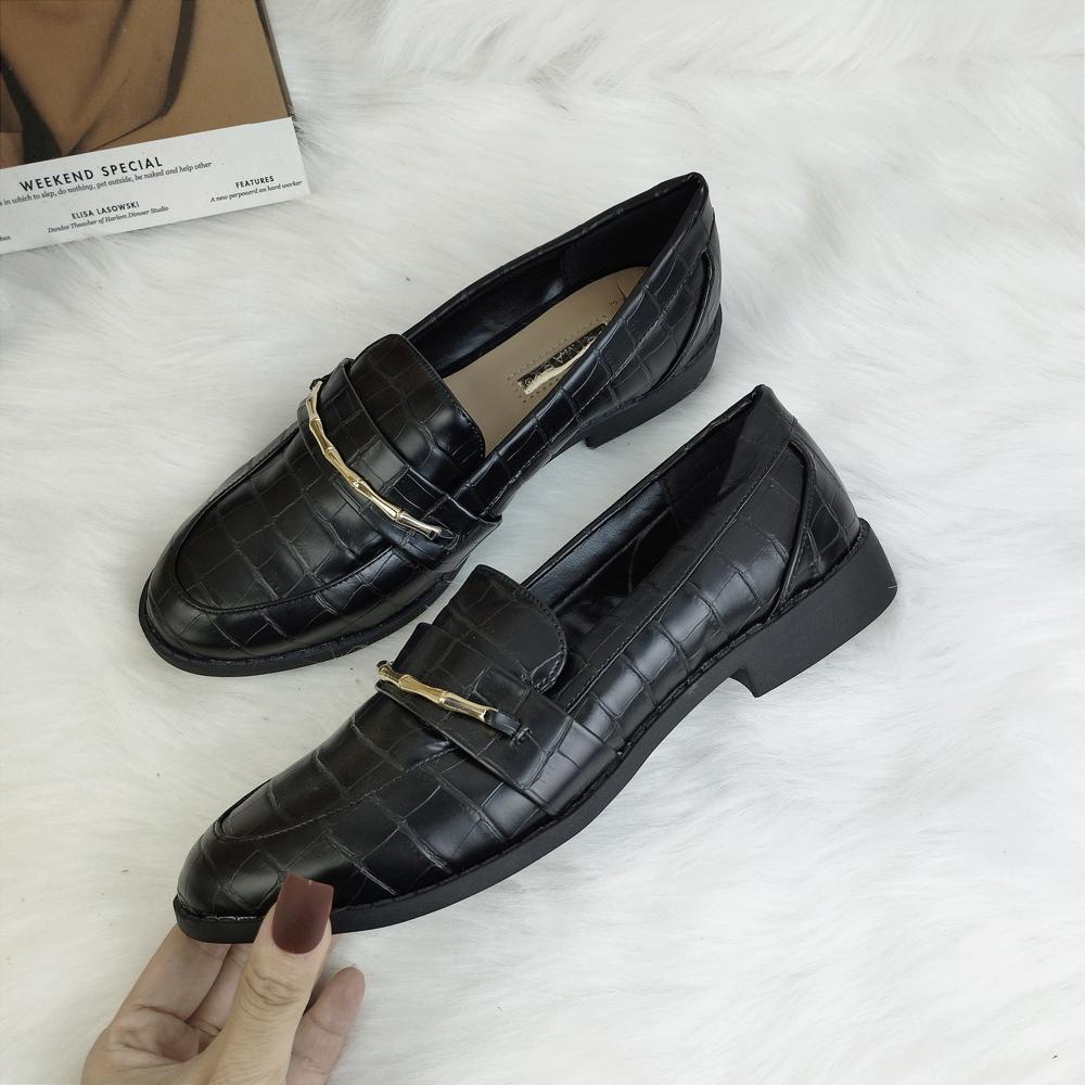 Giày xuất dư Primark