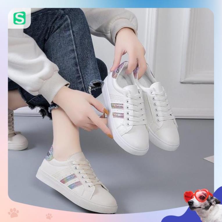 Giày thể thao nữ đế bằng màu trắng thời trang cho nữ năm 2023 Mã 8711