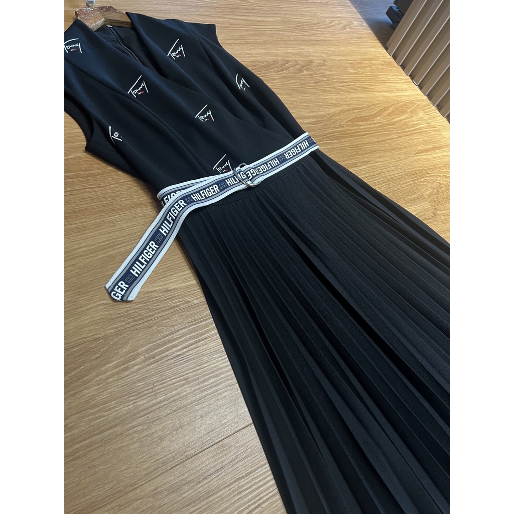 Đầm váy midi TM chữ thêu kèm đai, dập ly siêu đẹp