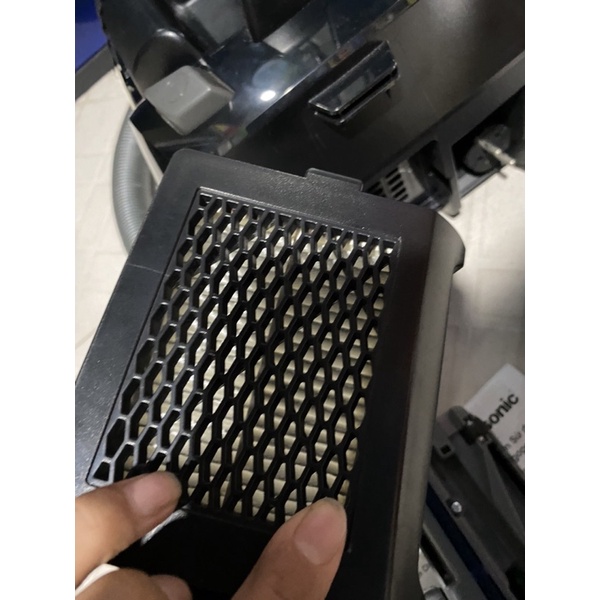 Máy hút bụi dạng hộp Panasonic MC-CL575KN49 2000w