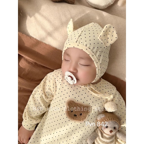 Body chấm bi đính gấu xù kèm mũ tai gấu cho bé, chất gân tăm mềm mịn ấm áp