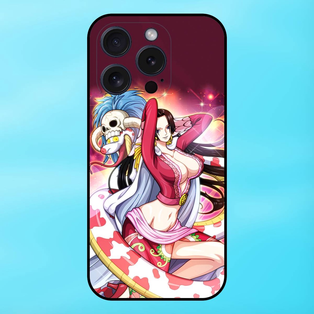 Ốp lưng điện thoại iPhone 15 Pro viền đen Boa Hancock One Piece Đảo Hải Tặc