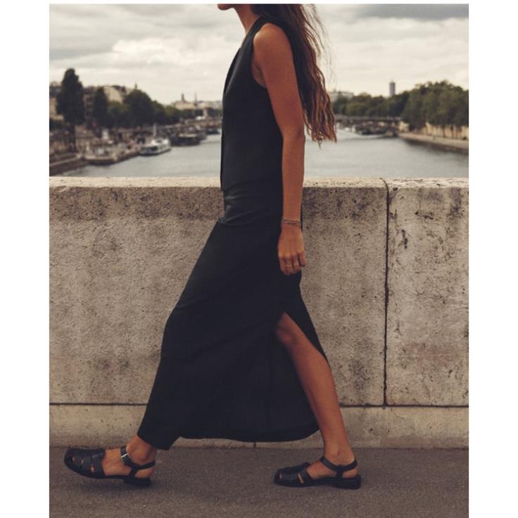 Morocco Zara áo gile và chân váy kiểu châu âu thanh lịch