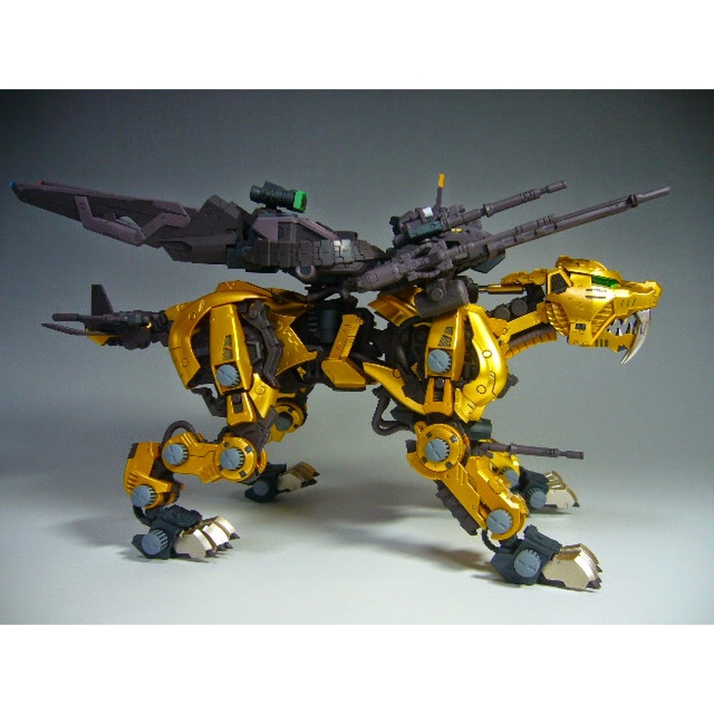 Mô hình lắp ráp 1/72 HMM Zoid Saber Tiger Gold