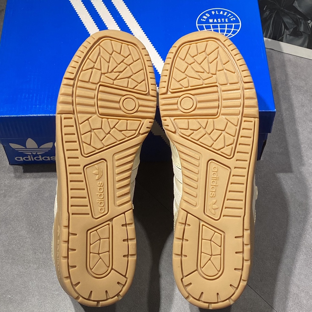 Giày thể thao Adidas Kiks Rivalry low Vintage