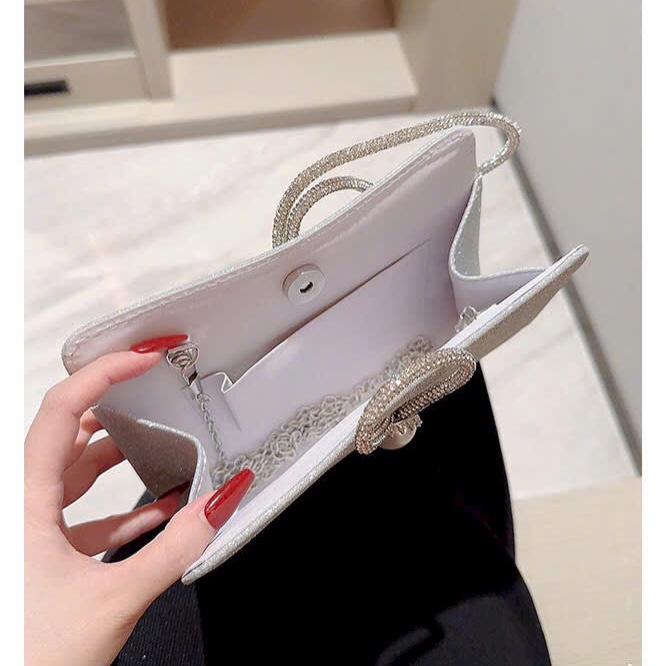 Clutch cầm tay quai cầm tay bling bling