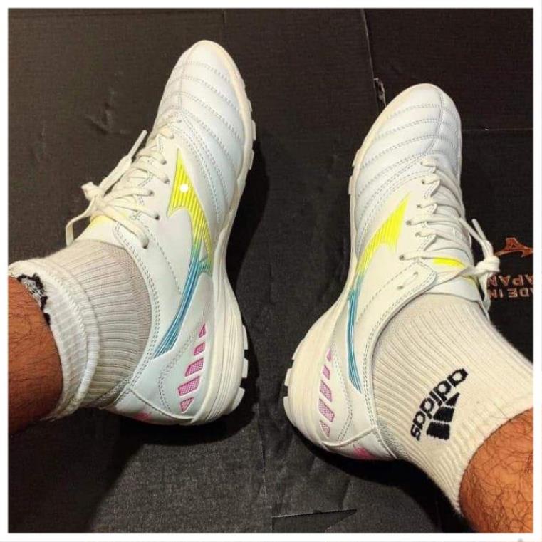 Giày Bóng Đá Sân Cỏ Nhân Tạo Mizuno Neo 3 Pro và Mizuno Neo 4 Pro Các Màu , tất dệt kim