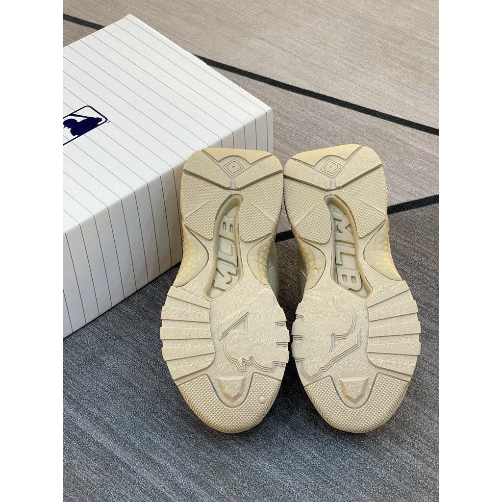 GIày thể thao  MLB  REDSOX B nâu sữa fullbook  đầy  đủ phụ kiện freeshjp