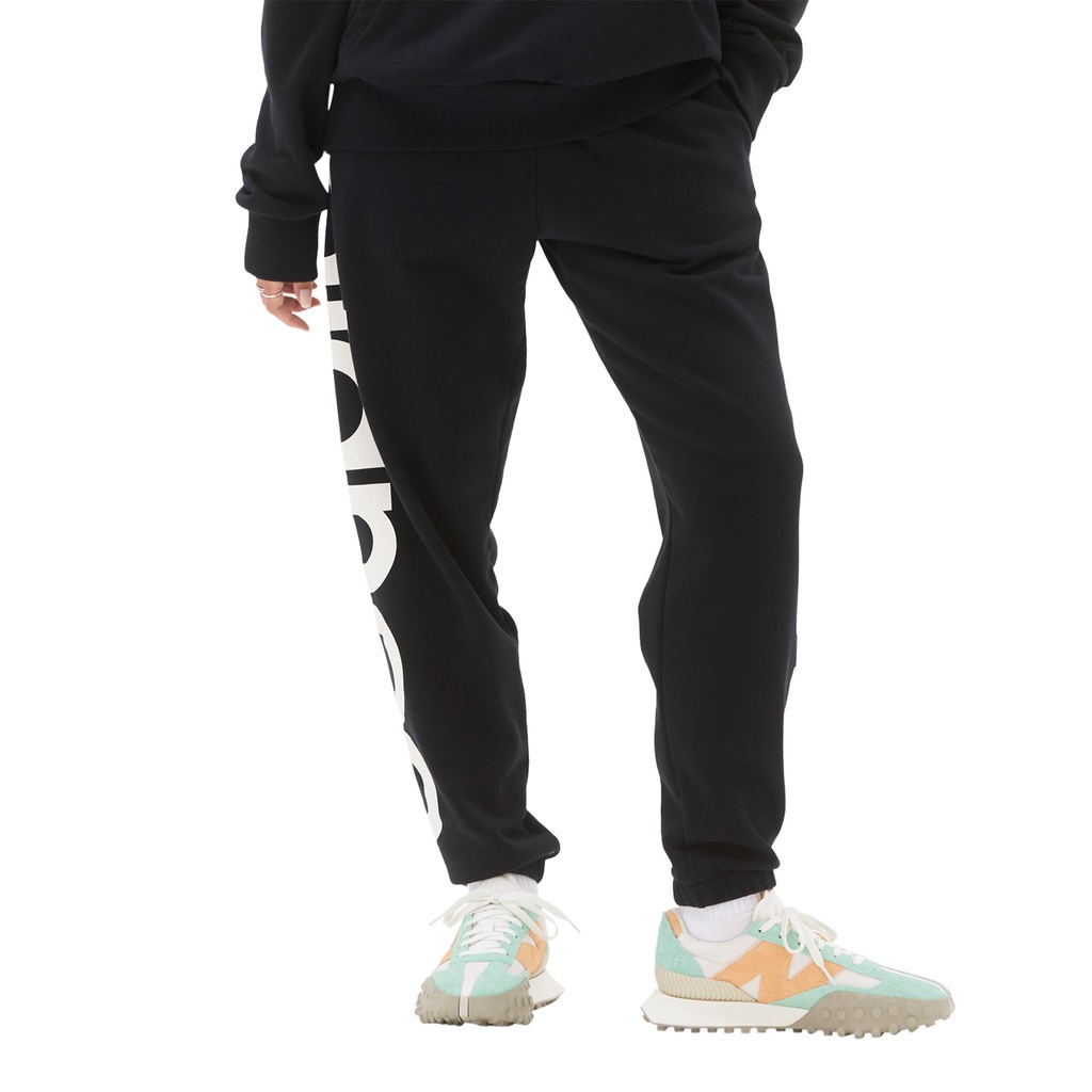 Quần dài thời trang unisex New Balance PANTS U BLACK - UP23503BK