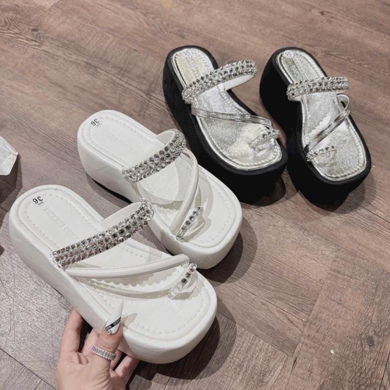 DÉP BÁNH MÌ QUAI DÂY DA XỎ NGÓN ĐẾ CAO 7 PHÂN MANG ÊM CHÂN