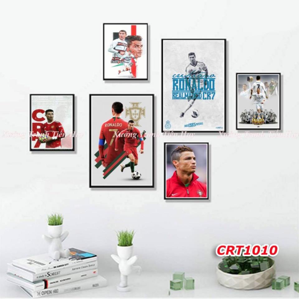 Bộ 6 Tranh Dán Tường Cầu Thủ Bóng Đá Cristiano Ronaldo - Set 6 Bức Tranh Dán Tường CR7 Có Sẵn Keo Dán