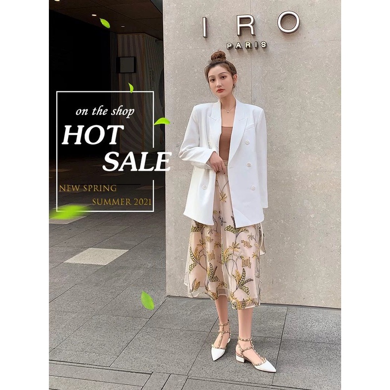 Giày Sandal Mũi Nhọn Đính Đinh Tán Thời Trang Mùa Hè Mới 2022