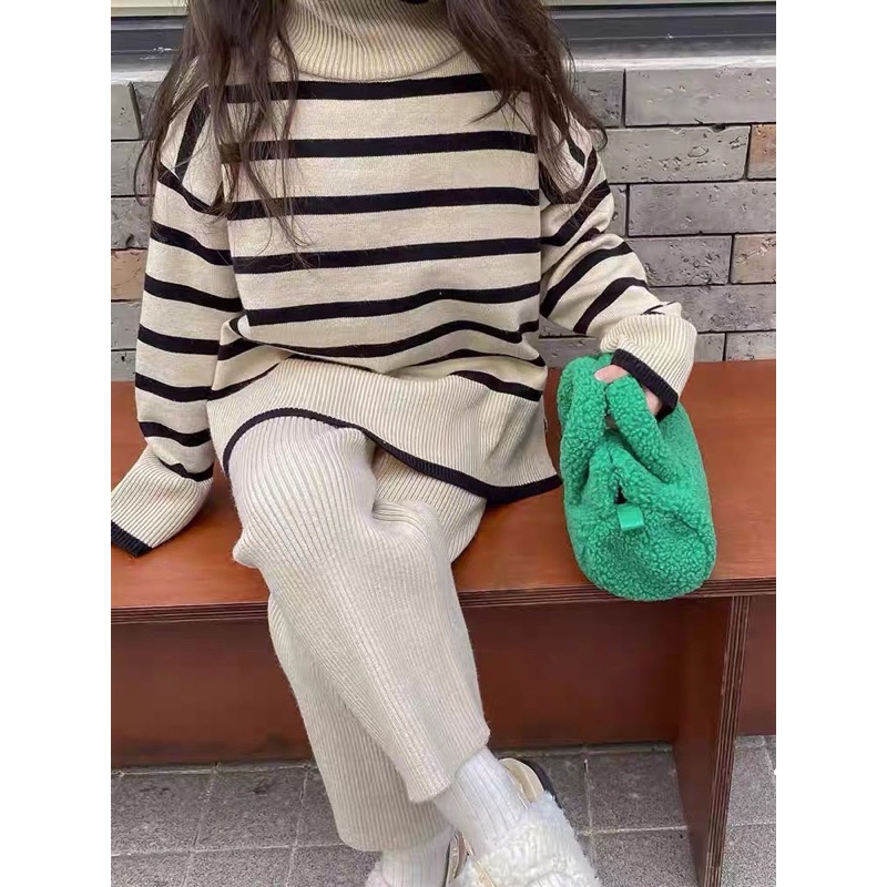 SET LEN KẺ MÀU BE CỔ CAO CHO BÉ GÁI HOT